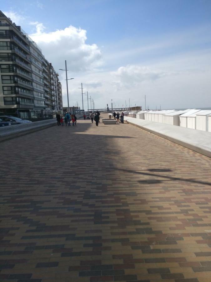 Ferienwohnung Wenduine Op Zeedijk Exterior foto